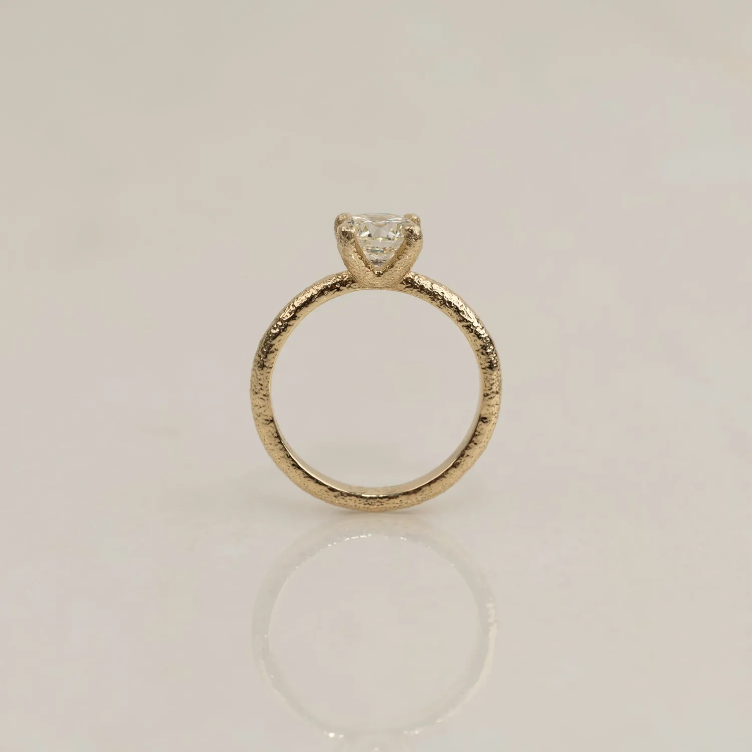 Sisi Copenhagen Solitaire Organic diamantring 1,0ct guld 50