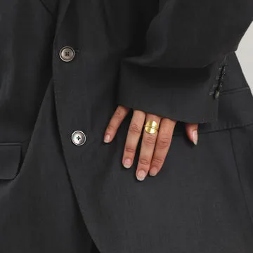 TIMI OF SWEDEN Jiselle statement ring forgyldt justerbar