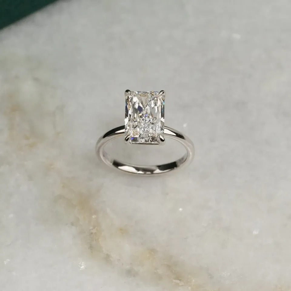 Sisi Copenhagen Solitaire Radiant ring guld 1,0 ct