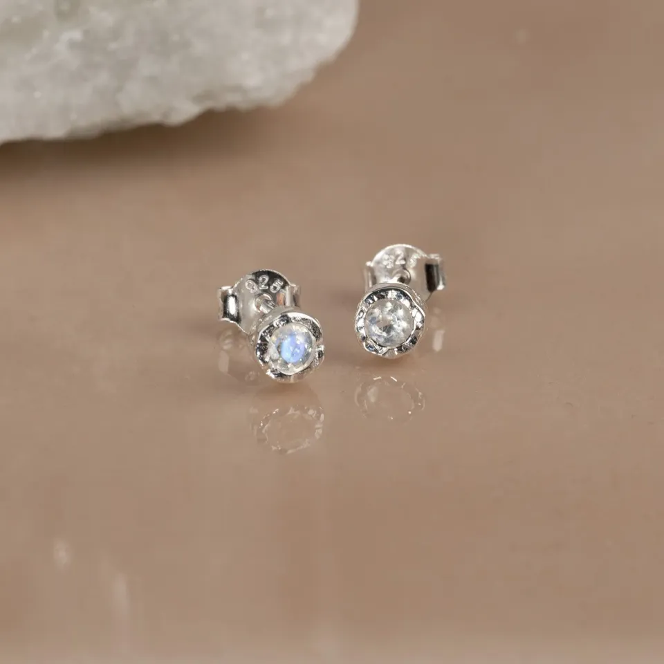 Sisi Copenhagen Selene Moonstone ørestikkere sølv 3mm