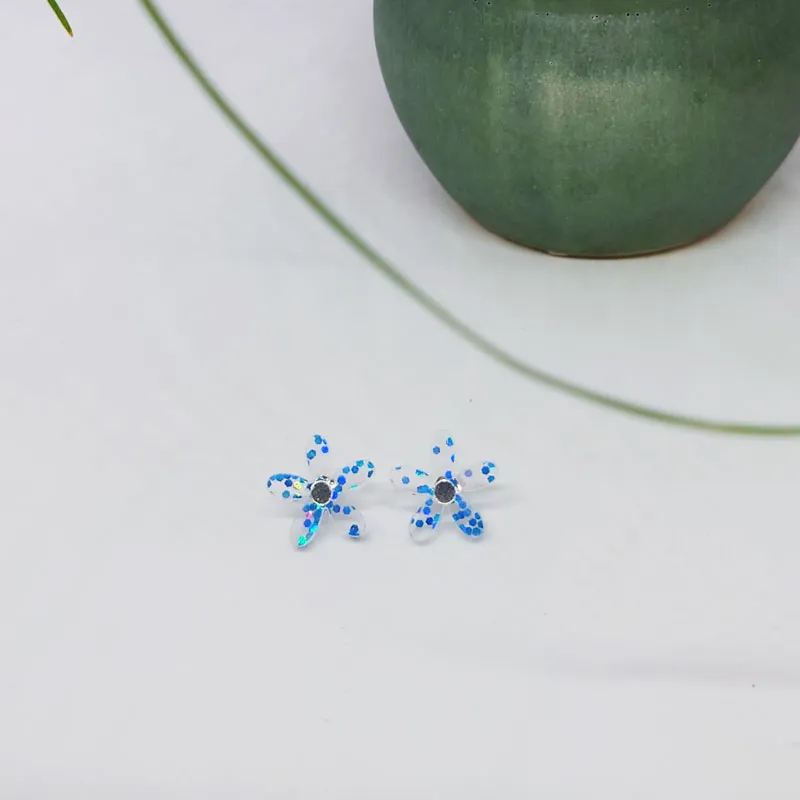 Lene Emanuel Blomster ørestik blomsterform
