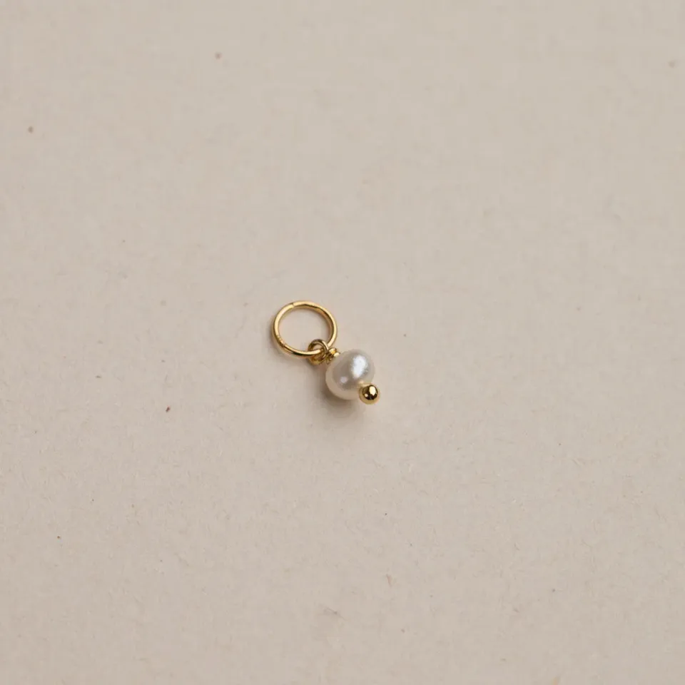 Sisi Copenhagen Daria Pearl vedhæng forgyldt med perle