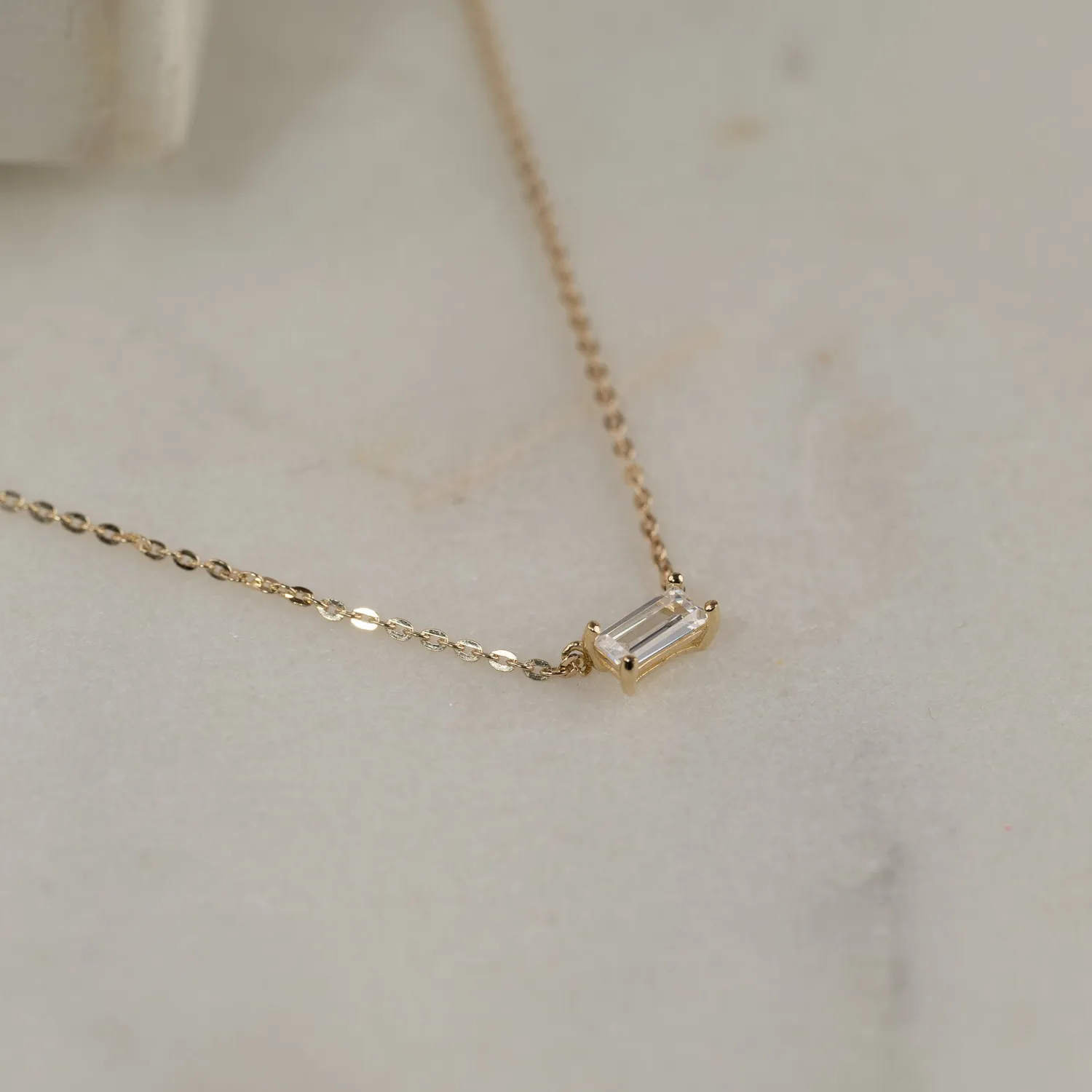 Sisi Copenhagen Katerina halskæde guld baguette zirkon