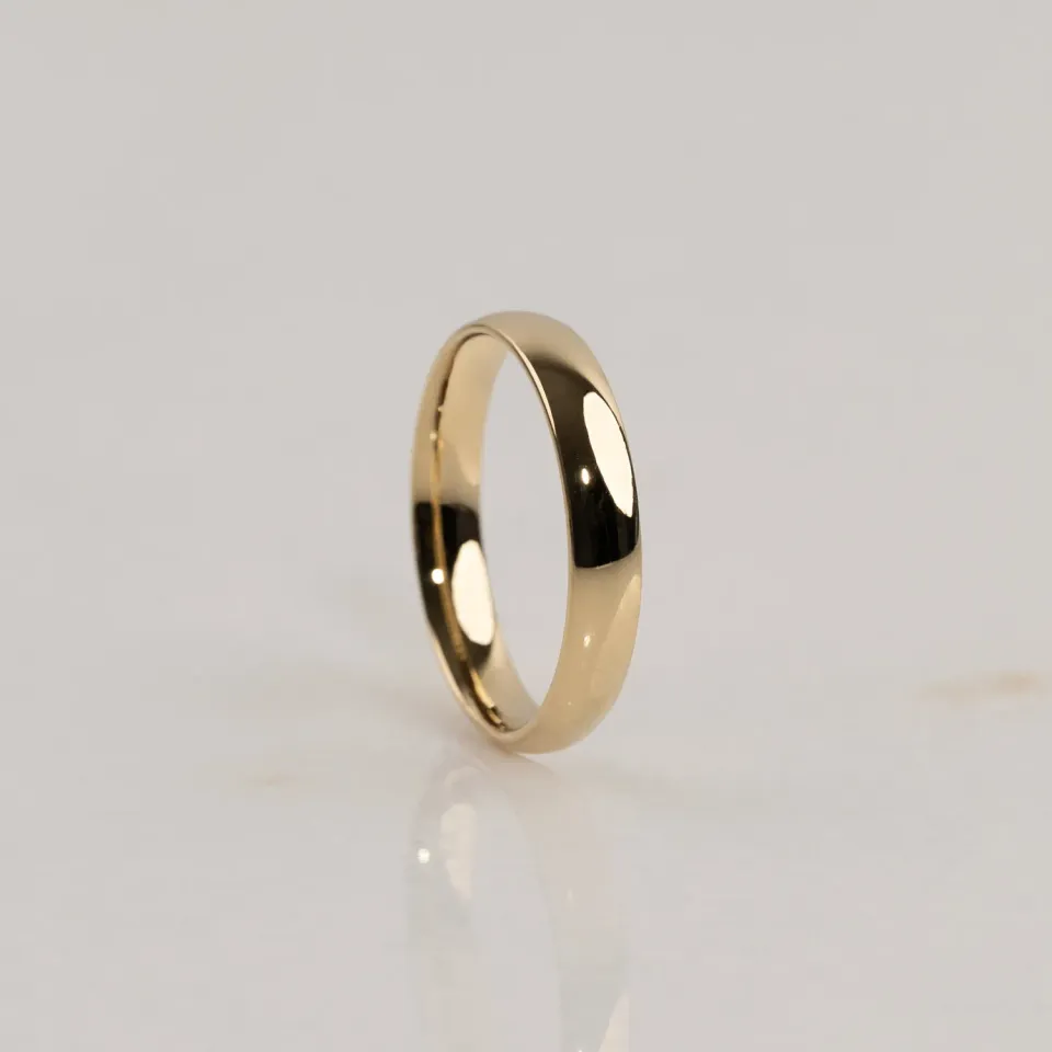 Sisi Oval Court vielsesring guld 2 mm