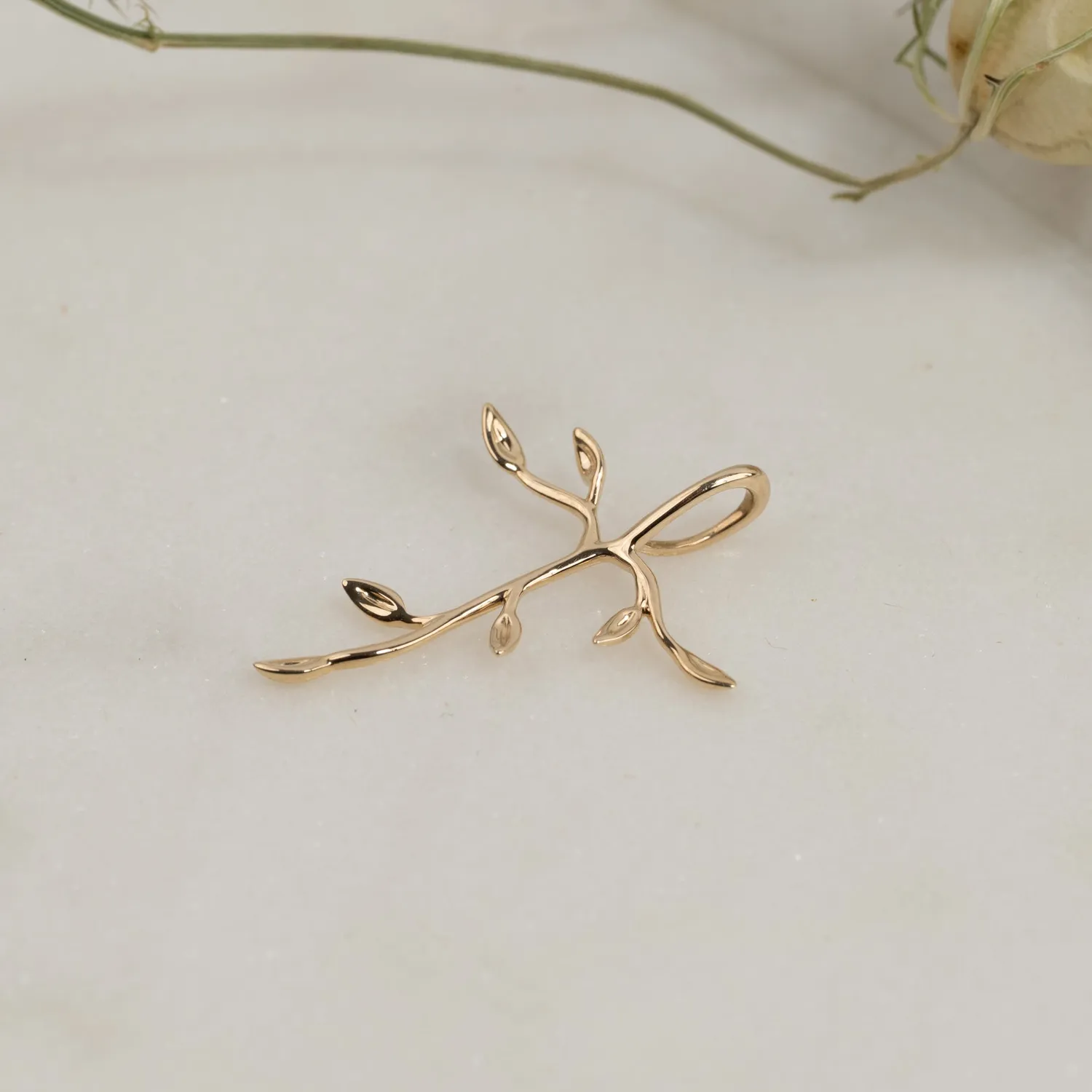 Sisi Copenhagen Eden Cross vedhæng 9 kt guld 24 mm