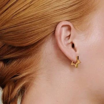 TIMI OF SWEDEN Vilda stjerne hoops øreringe forgyldt 16 mm