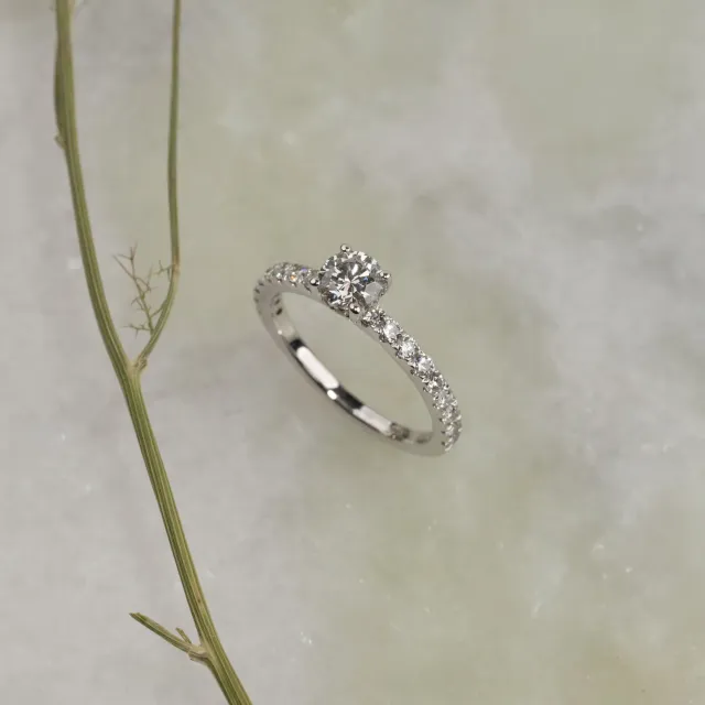 Sisi Copenhagen Hidden-Halo Alliance diamantring 0,8ct hvidguld