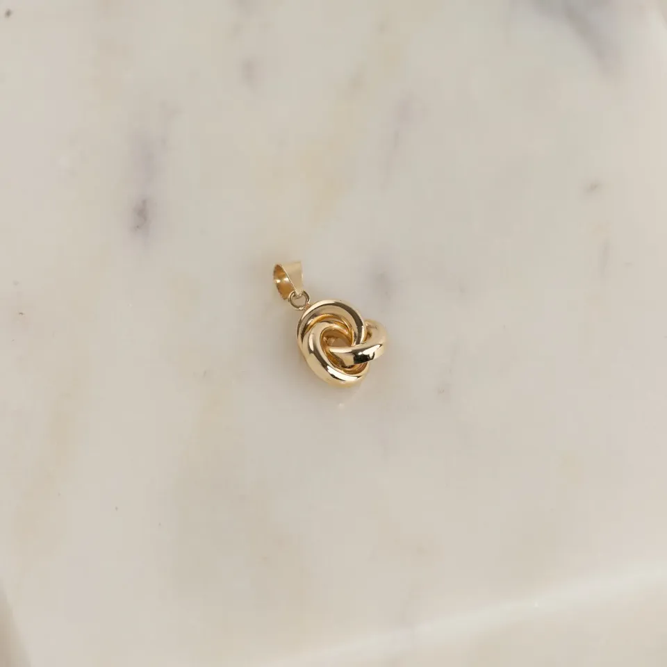 Sisi Copenhagen Freja vedhæng 9 kt guld 9 mm knude