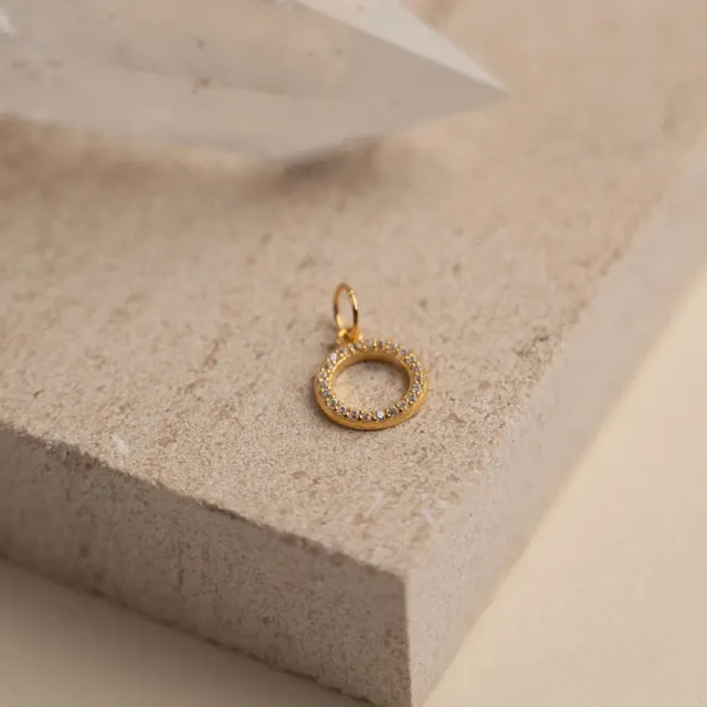 Sisi Copenhagen Roberta Crystal ring vedhæng forgyldt 10 mm