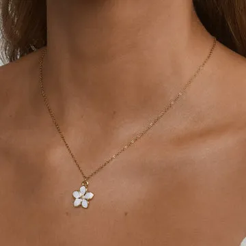 TIMI OF SWEDEN Gene flower halskæde hvid emalje guld