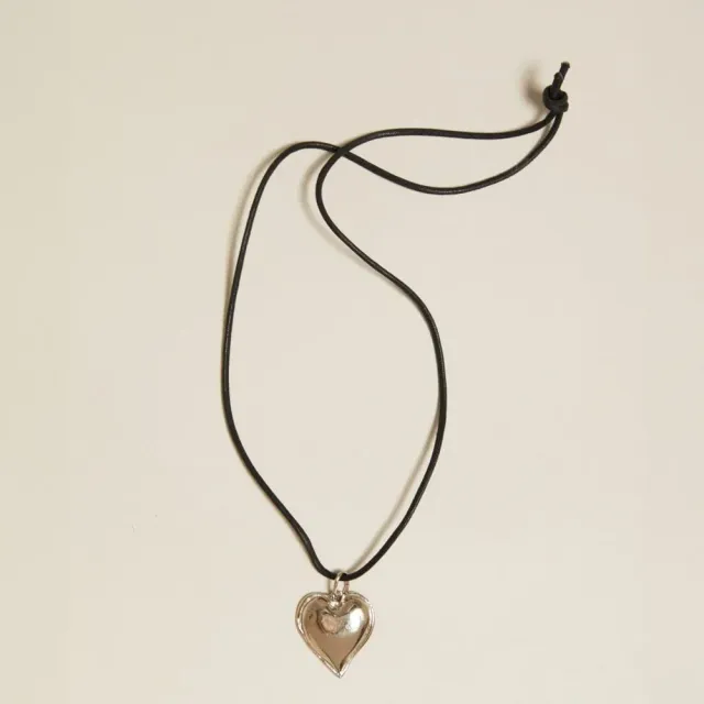 Orelia Vintage Silver Heart Cord halskæde sølv