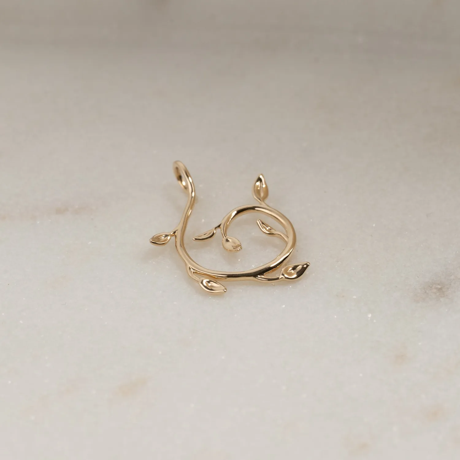 Sisi Copenhagen Eden Swirl vedhæng 9 kt guld 23 mm