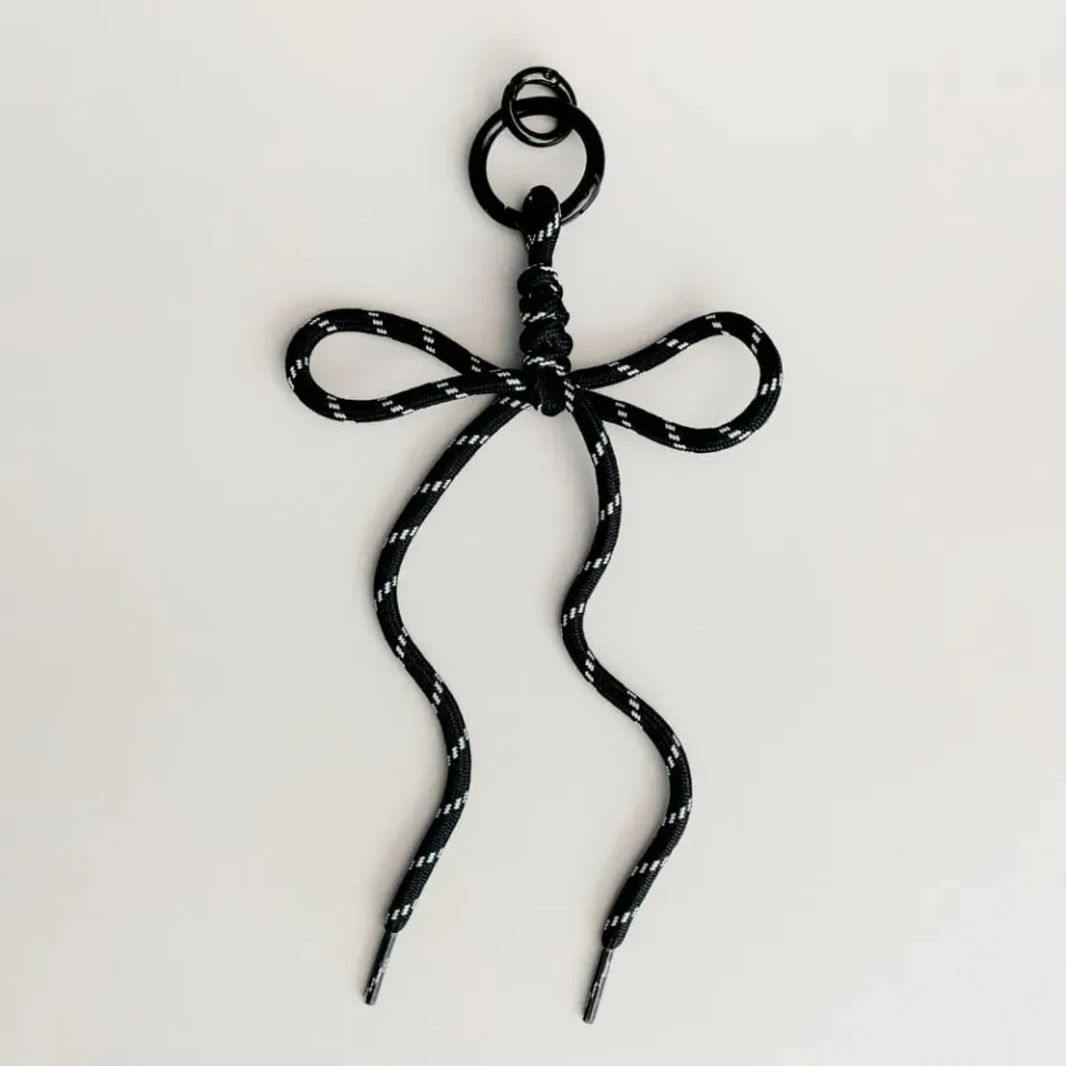 Orelia Black Cord Bow taskevedhæng sort snor