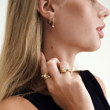 TIMI OF SWEDEN Jenina ring perle guld justerbar stål