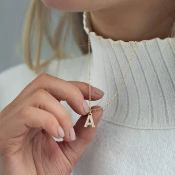 TIMI OF SWEDEN Juno crystal letter halskæde guld stål