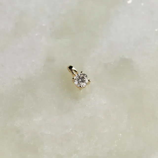 Sisi Copenhagen Prong Solitaire vedhæng guld 0,5 ct lab