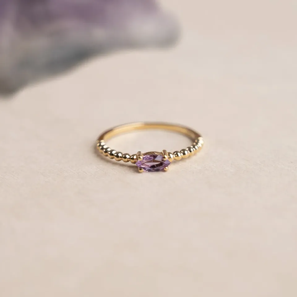 Sisi Copenhagen Ingeborg ring 9 kt guld ametyst marquise