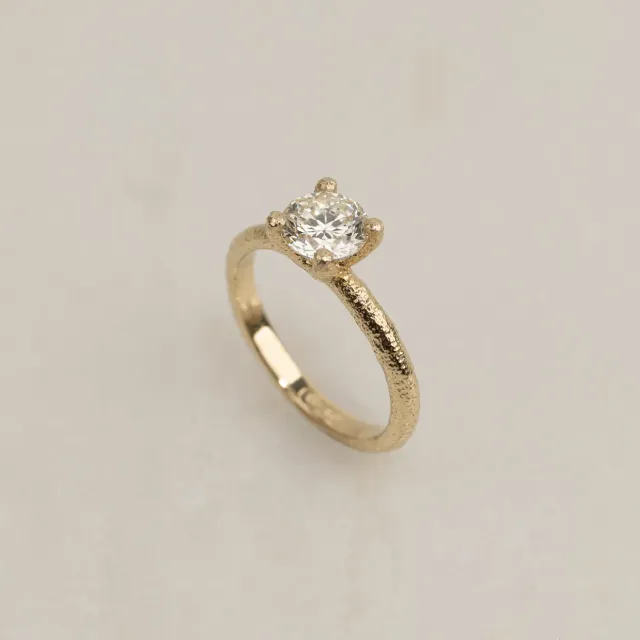 Sisi Copenhagen Solitaire Organic diamantring 1,0ct guld 50