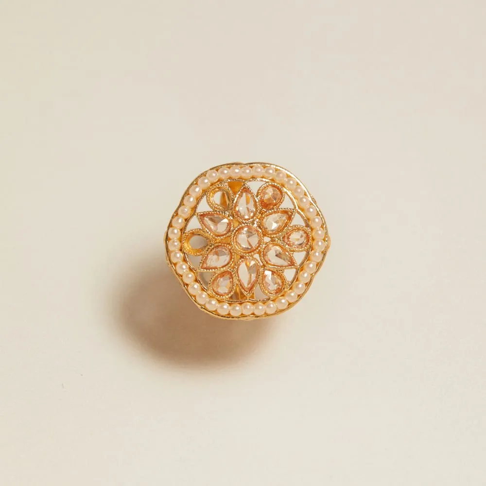 Orelia Vintage Statement Pearl Crystal ring perle