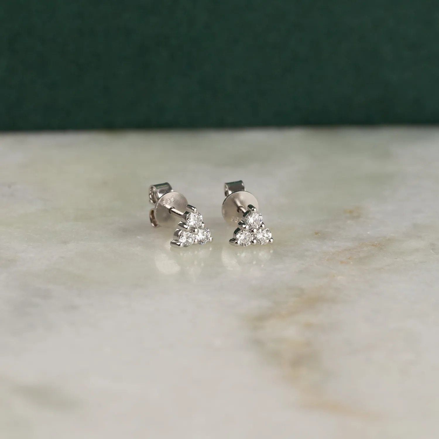 Sisi Copenhagen Trio Lab-Diamond studs 14 kt guld