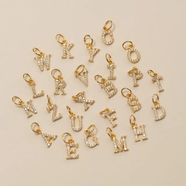Sisi Copenhagen Letter Crystal bogstavvedhæng forgyldt A-Z
