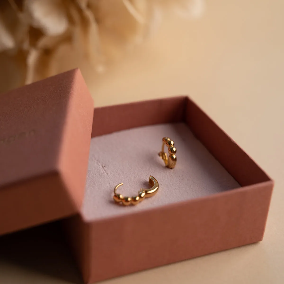 Sisi Copenhagen Dicte Small Golden creoler forgyldt