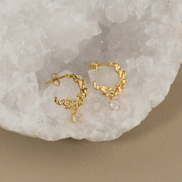 Sisi Copenhagen Emilia Moonstone Golden creol øreringe månesten