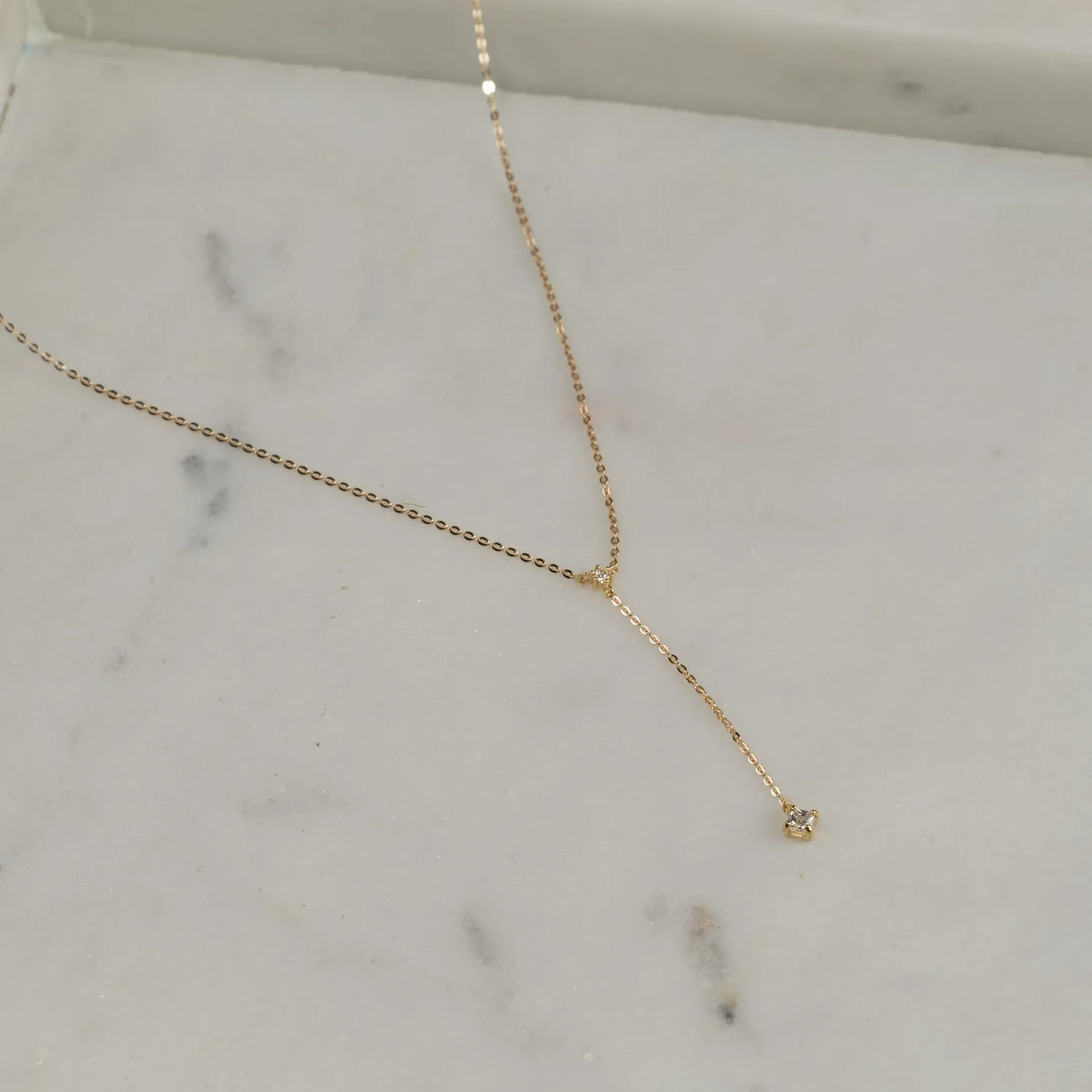 Sisi Copenhagen Elenora halskæde 9 kt guld zirkon 46 cm