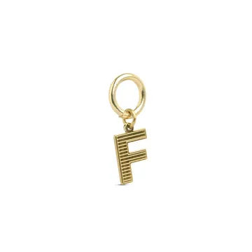 TIMI OF SWEDEN Sanya Initial charm forgyldt 9 mm