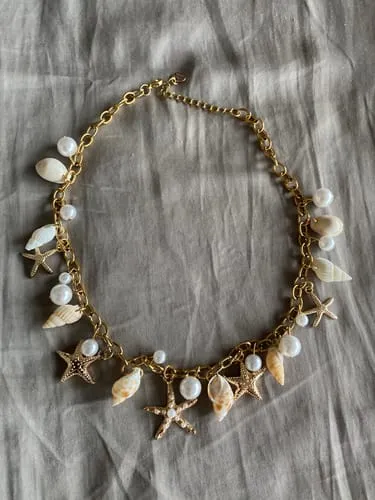 TIMI OF SWEDEN Nora shell halskæde forgyldt 40+5 cm