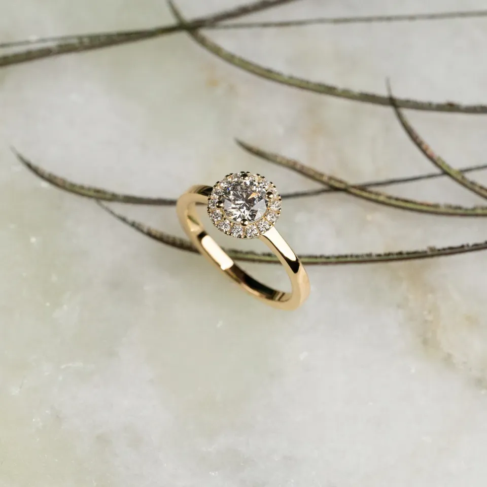 Sisi Copenhagen Simple Halo diamantring 1,0 ct guld