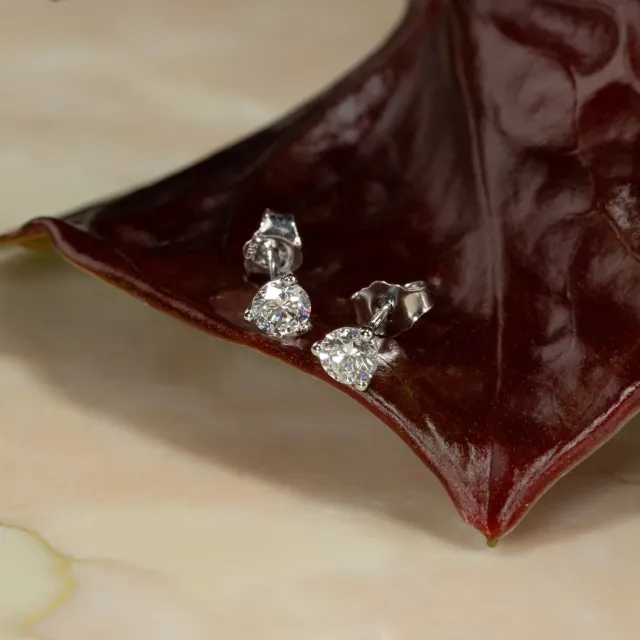 Sisi Copenhagen Simple ørestikker 0,75 ct hvidguld lab-diamant
