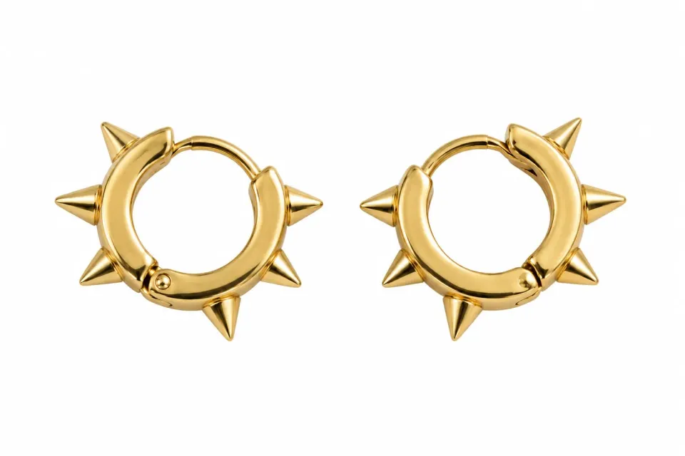 Wos UP Tag Mini creoler guld 1,5 cm