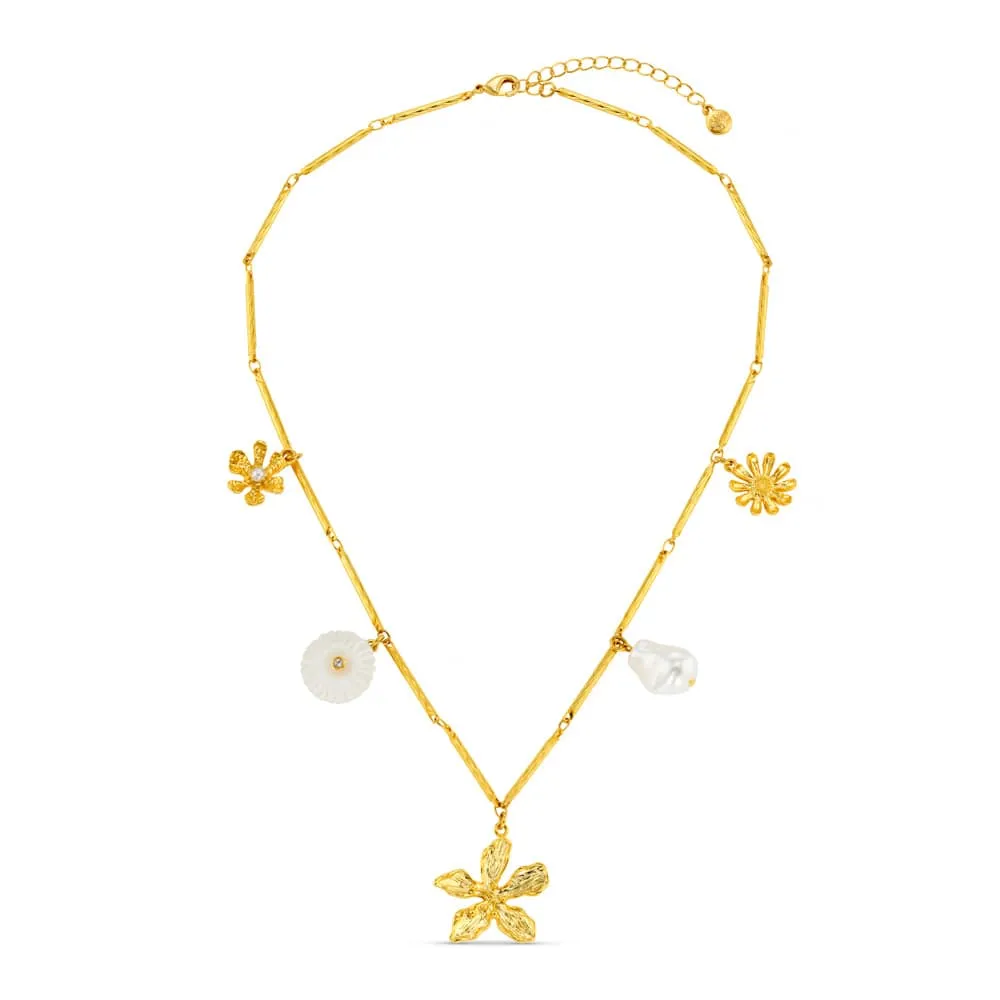 Orelia Statement Flower Pearl Charm halskæde guld blomst