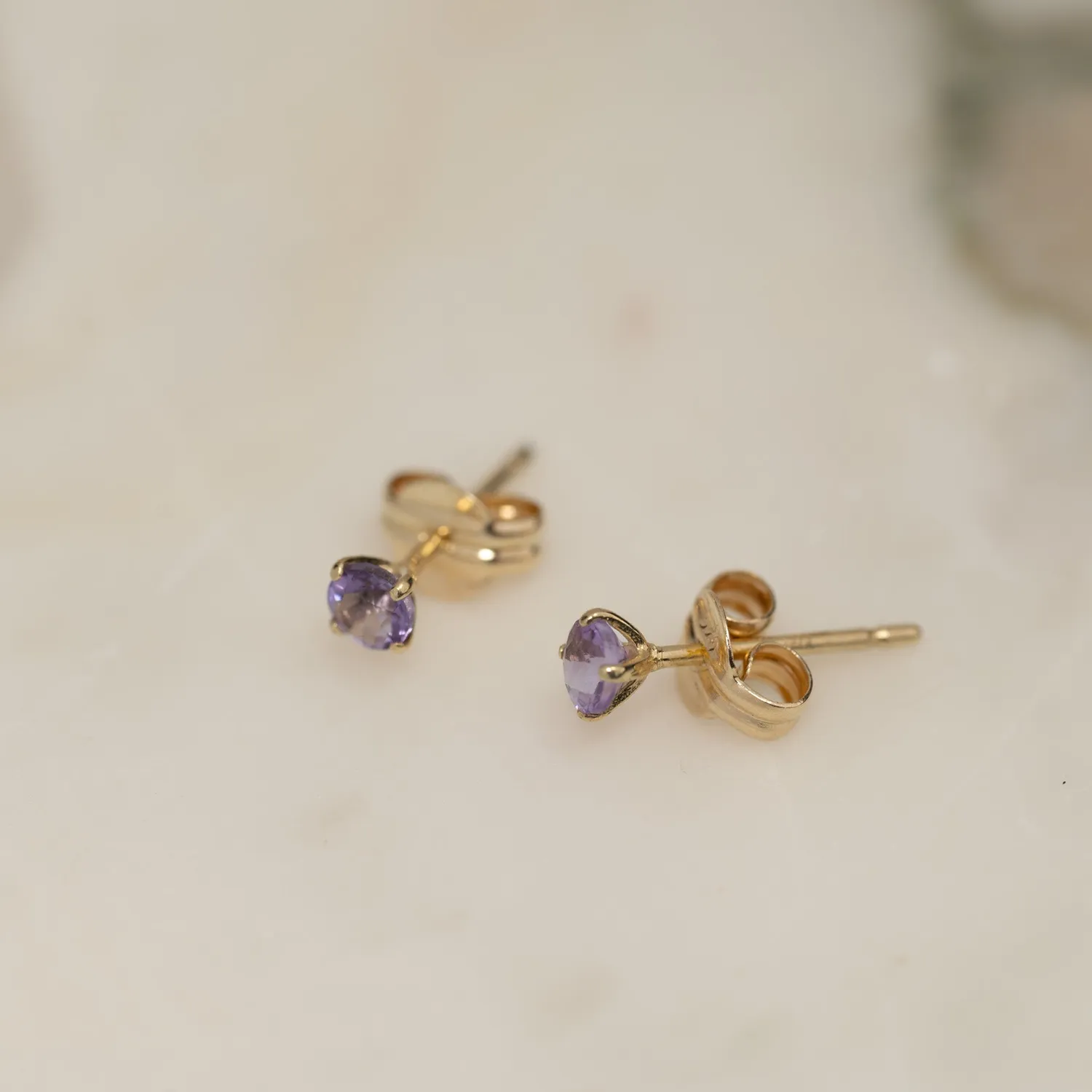 Sisi Copenhagen Soley Stud ørestikker guld ametyst 3mm