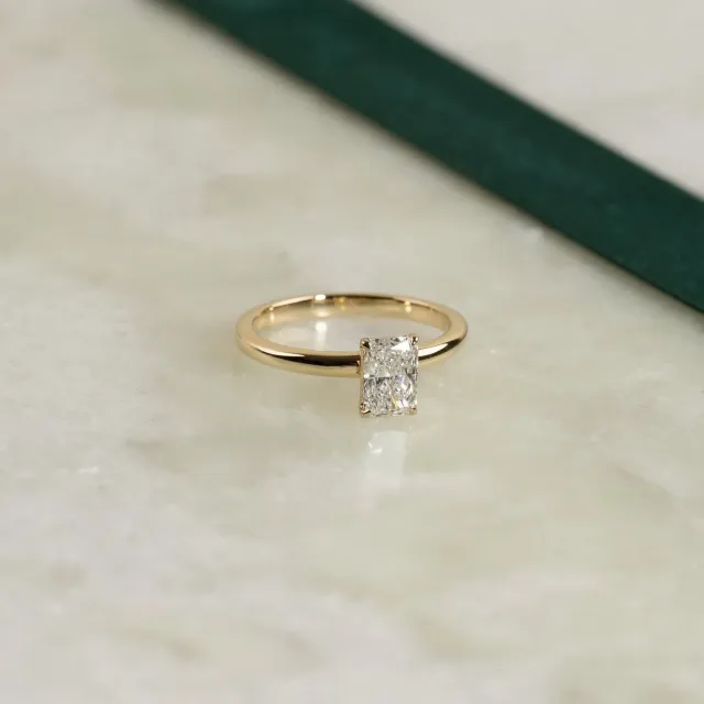 Sisi Copenhagen Diamond Solitaire Radiant diamantring 0,75ct guld lab