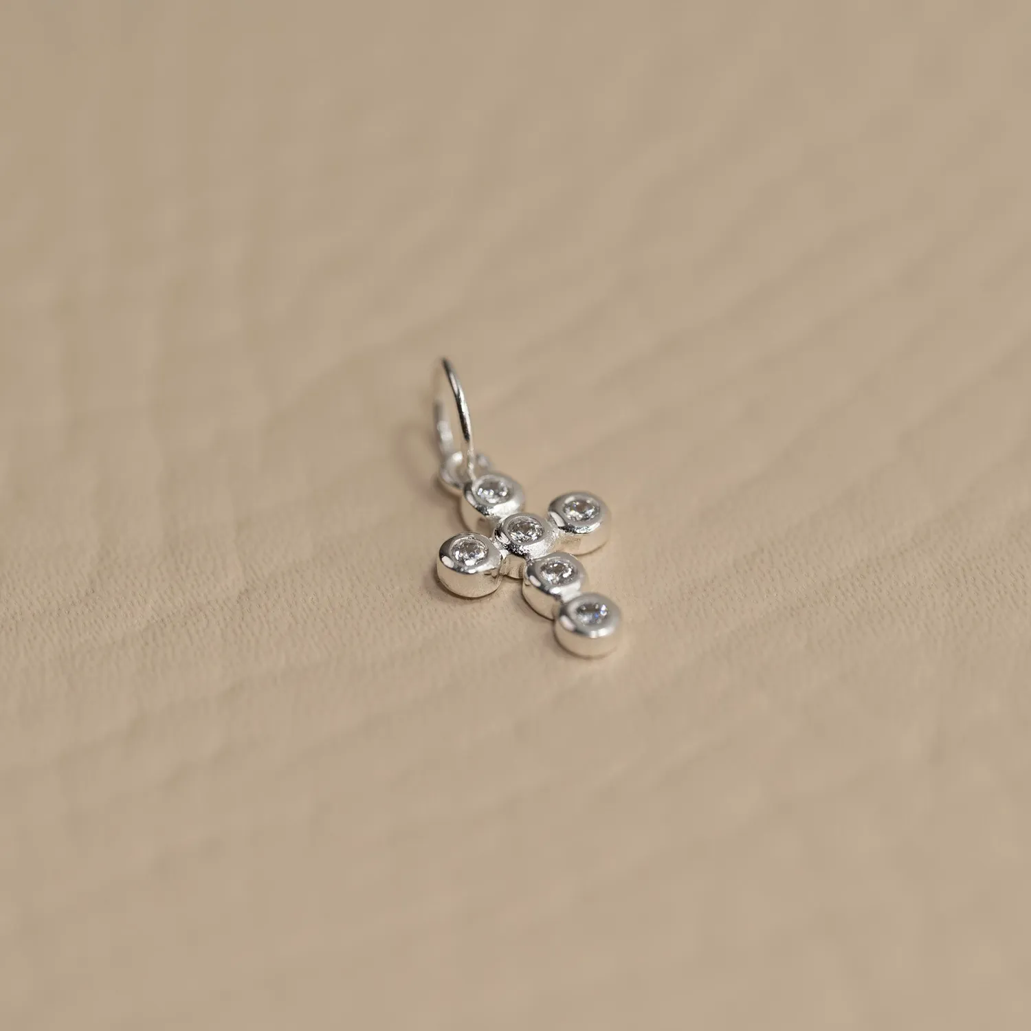 Sisi Copenhagen Christa Crystal kors vedhæng sølv zirkon