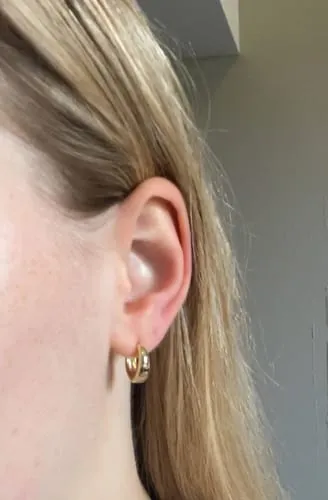 TIMI OF SWEDEN Faye Classic Wide hoops 5,8 mm guld