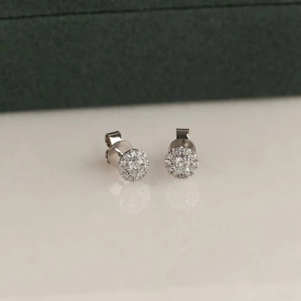 Sisi Copenhagen Halo diamant ørestikker hvidguld 0,5 ct
