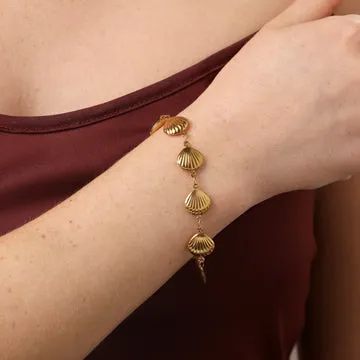 TIMI OF SWEDEN Estrid Shell armbånd guld 20 cm vandtæt