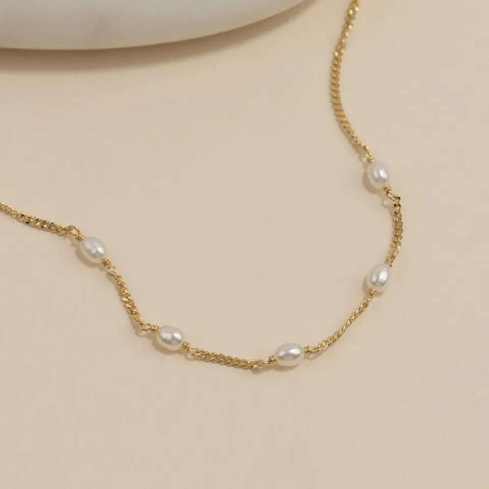 Sisi Copenhagen Alba Pearl Golden halskæde perler 42+6 cm